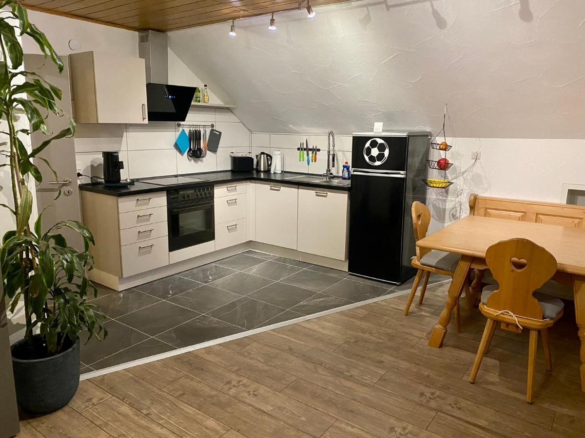 Ferienwohnung Mit Ausblick Mombris Buitenkant foto